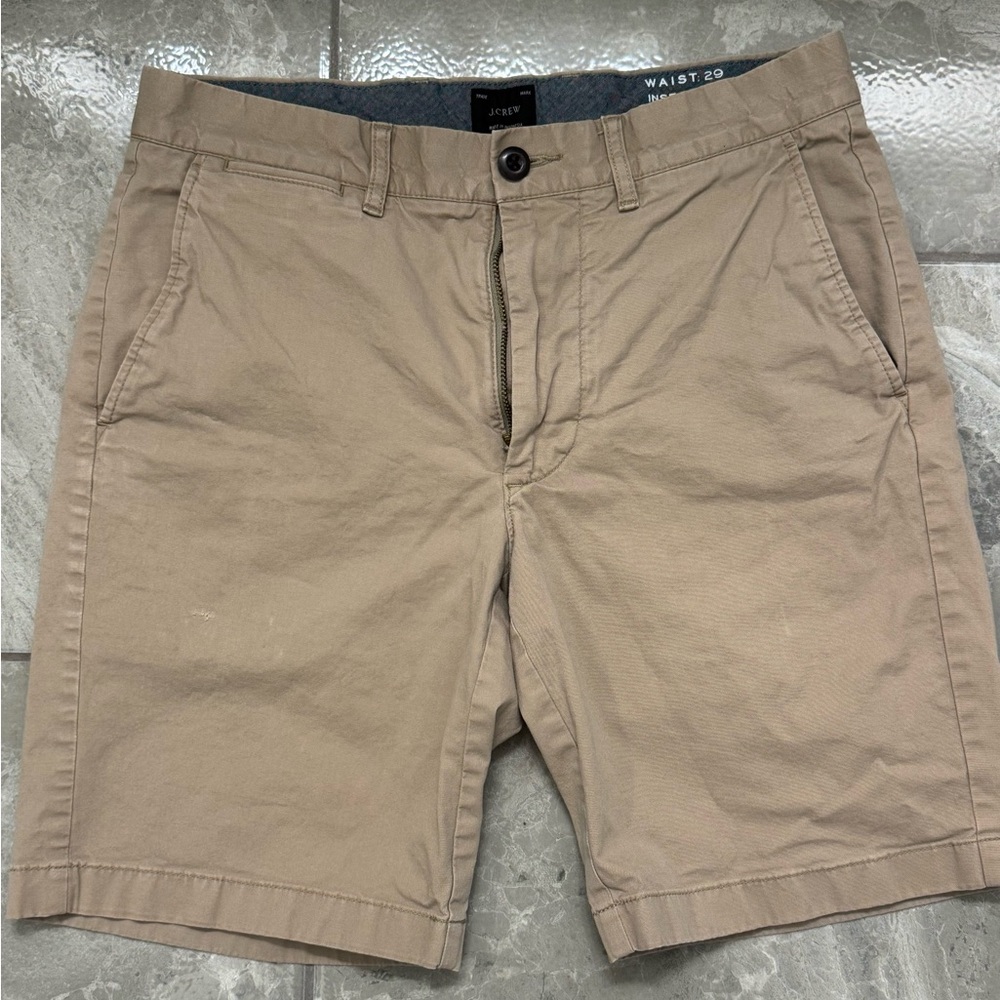 J. Crew Men’s Tan khaki shorts size 29 waist/small